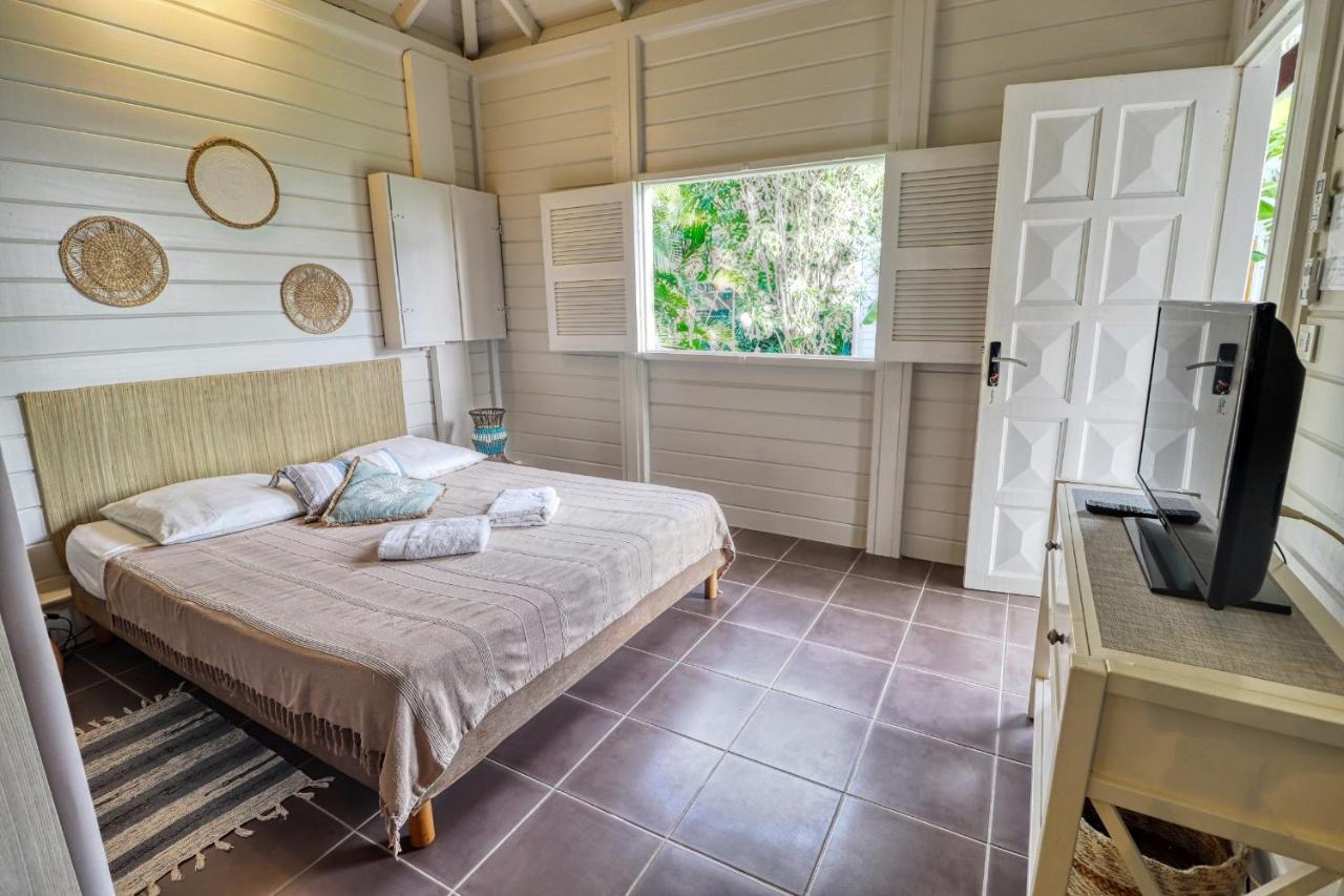 Bungalow Proche Plage Сен-Лу Екстериор снимка
